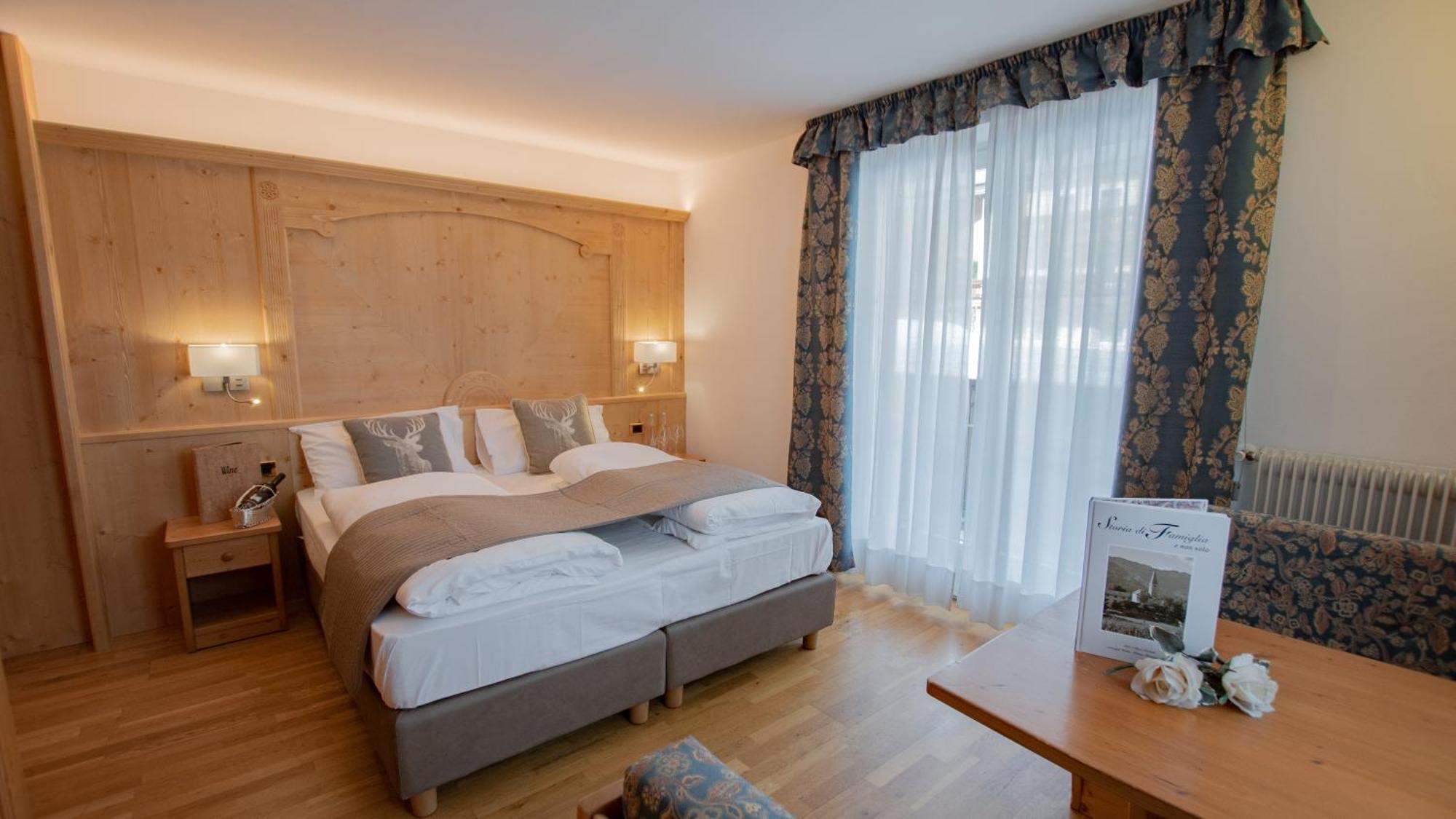 Hotel Diamant Park 캄피텔로디파사 객실 사진
