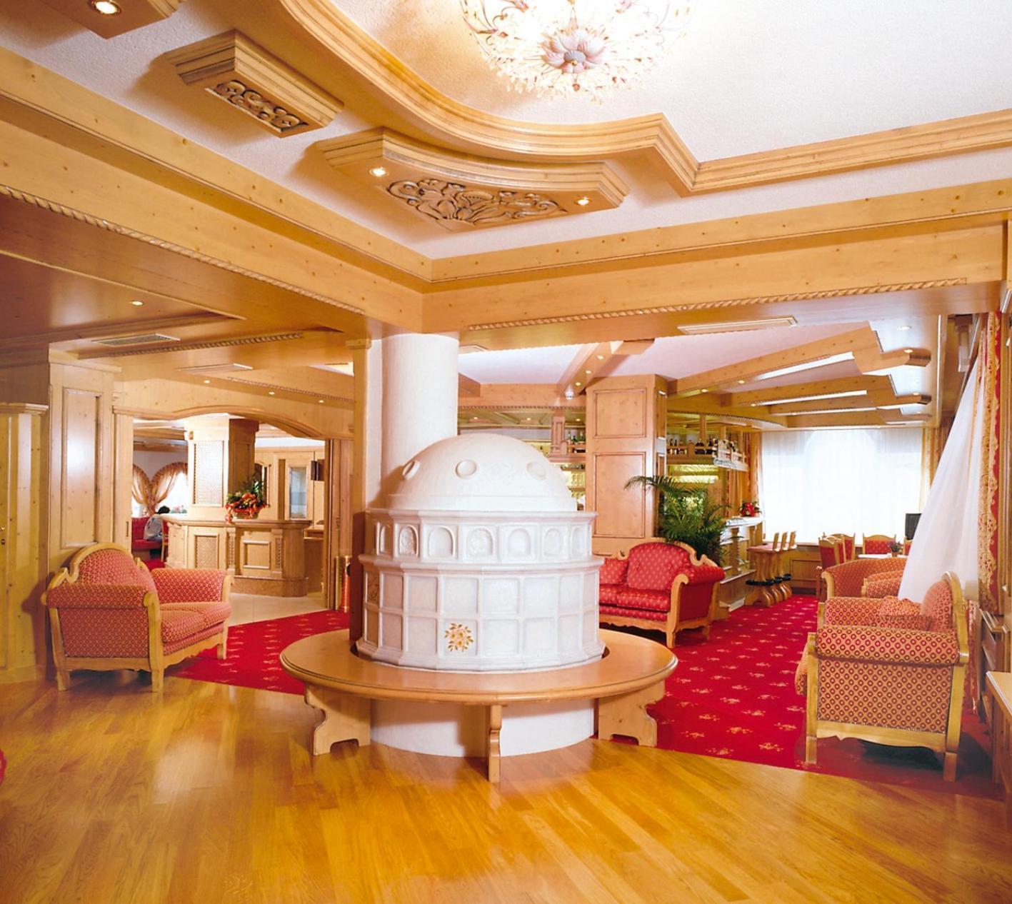 Hotel Diamant Park 캄피텔로디파사 외부 사진